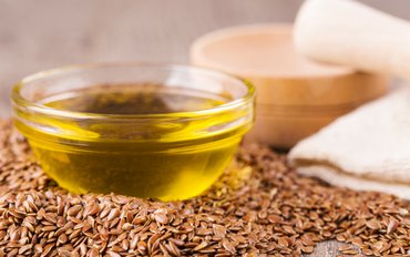 brown-flax-seeds-flaxseed-oil_102618-1239.jpg
